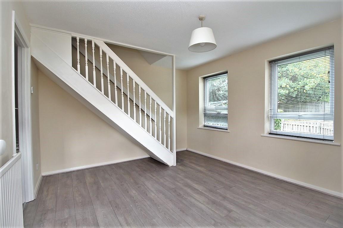 1 bed property in Riversdale Court, Reading